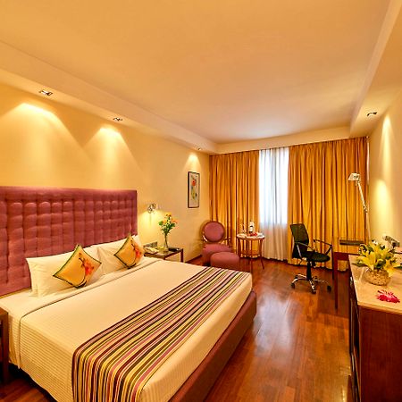 Royal Orchid Central Bangalore, Mg Road מראה חיצוני תמונה