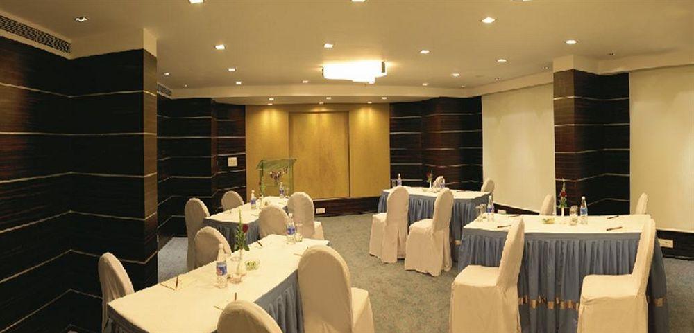Royal Orchid Central Bangalore, Mg Road מראה חיצוני תמונה