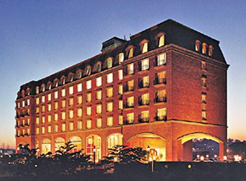 Royal Orchid Central Bangalore, Mg Road מראה חיצוני תמונה
